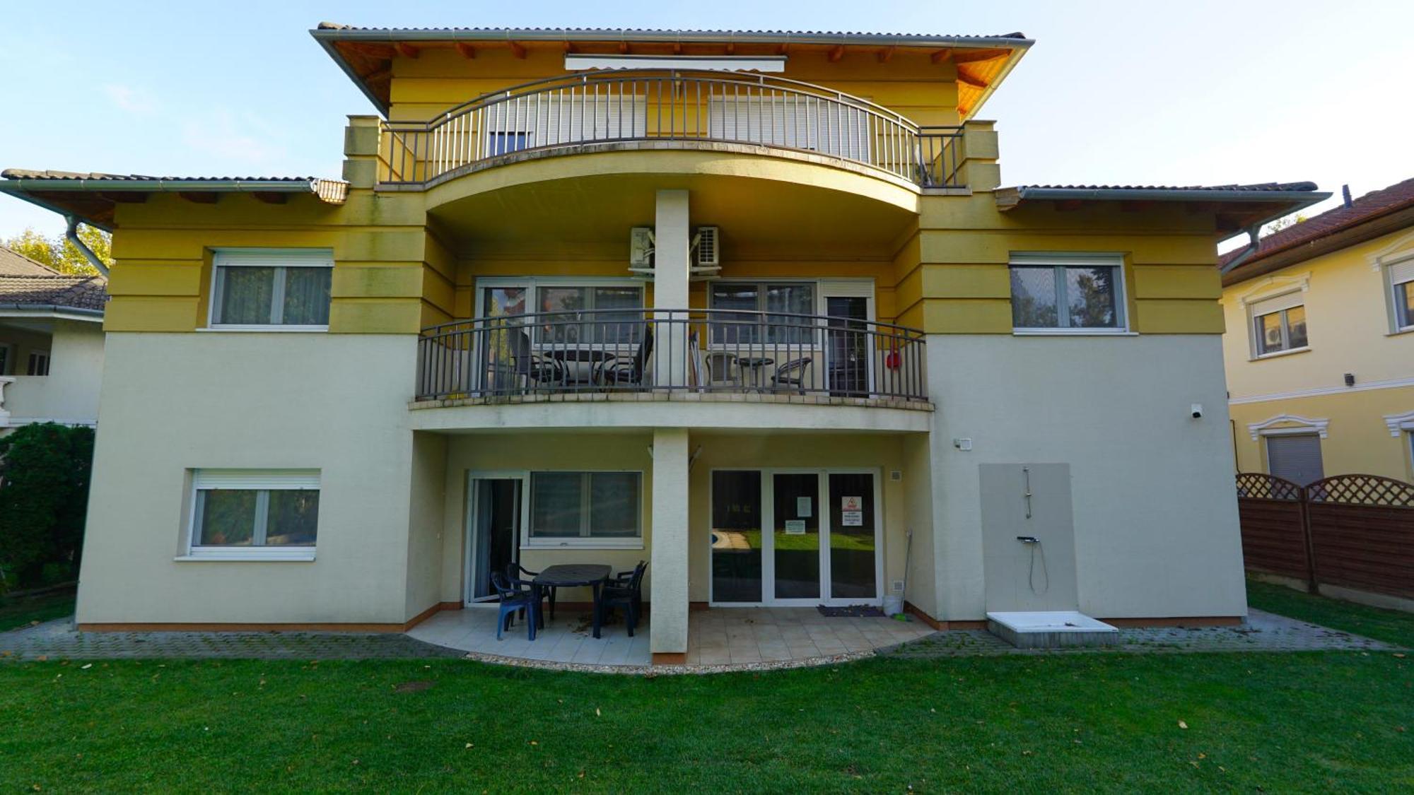 Apartament Yellow Sun Apartman Siófok Zewnętrze zdjęcie