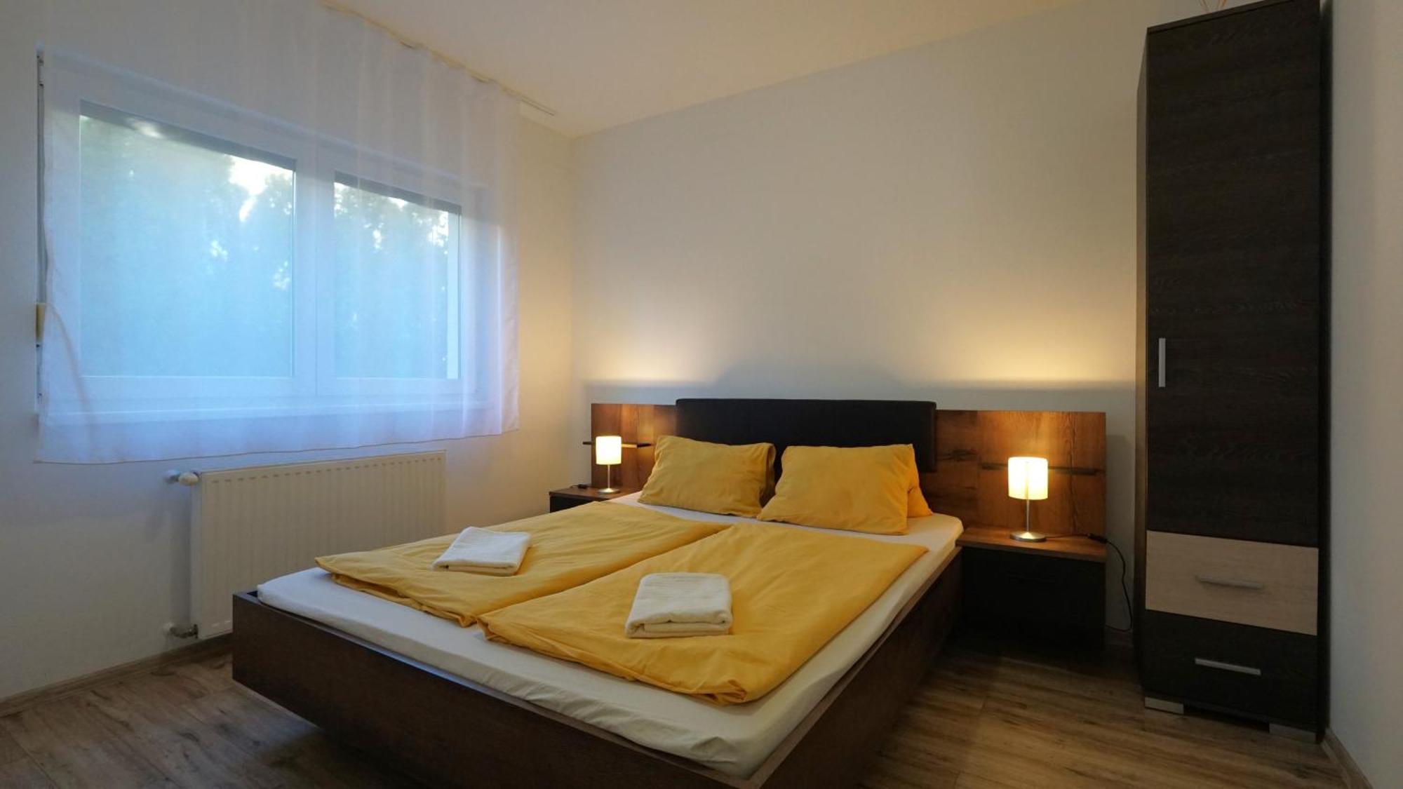 Apartament Yellow Sun Apartman Siófok Zewnętrze zdjęcie